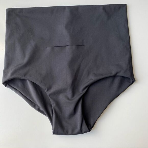 Nyssa Postpartum Recovery Underwear size small Medium - Picture 1 of 7